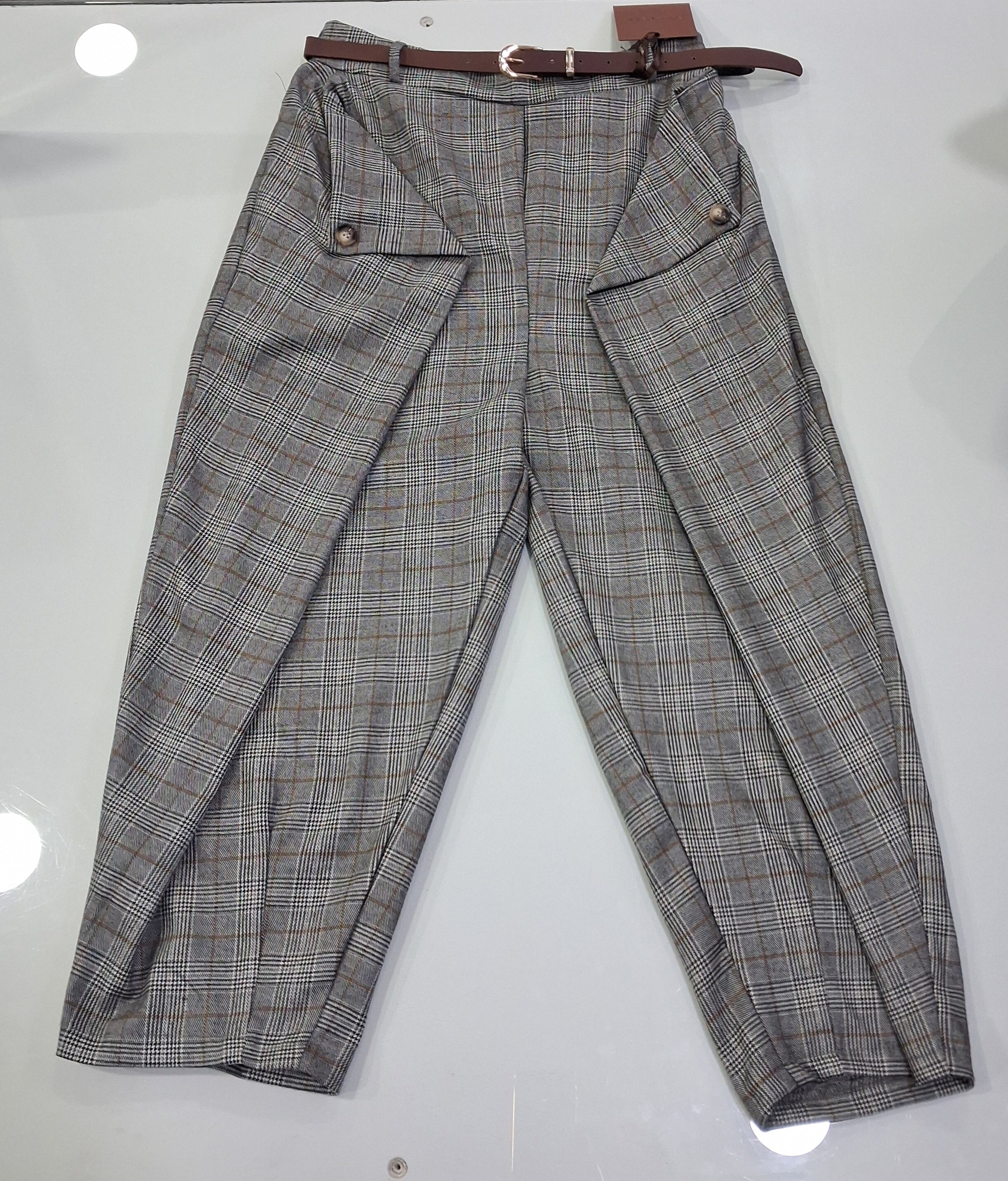 Pantalón Capri cuadros
